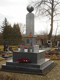 Třebechovice pod Orebem - pomník legionářů