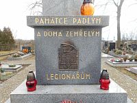 Třebechovice pod Orebem - pomník legionářů