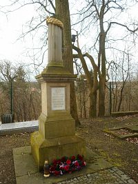 Třebechovice pod Orebem - pomník vojáků padlých ve válce 1866