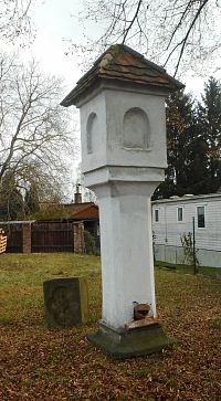 Třebechovice pod Orebem - výklenková kaplička