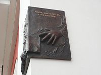 Třebechovice pod Orebem - pamětní deska JUDr. Vladimíra Vochoče