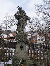 Podlažice – socha sv. Jana Nepomuckého