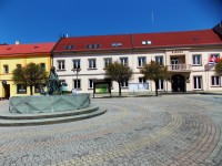 radnice na náměstí T. G. Masaryka