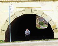 černý tunel