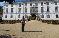Procházka barokním zámkem a zámeckou zahradou v Lysicích