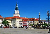 Pohled na zámek z Velkého náměstí