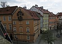 Pohled na Kampu z Karlova mostu