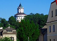 Pohled na zámek z centra města Sobotky