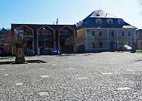 Restaurace Pod hradem a Radnice