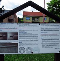 Info tabule o fungování hodin