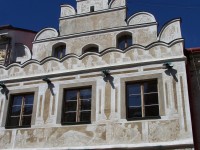 Slavonice-jeden z mnoha renesančních štítů