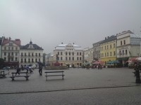náměstí má své kouzlo i v nevlídném počasí