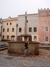 Slavonice, náměstí - morový sloup