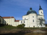 Kostel Panny Marie a zámek ve Křtinách