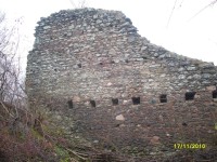 hrad Švamberk - zbytky zdiva 