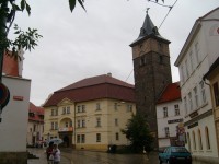 Plzeň - Pražská ulice s vodárenskou věží