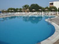 Bazénu u hotelu Malama Beach