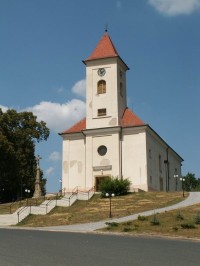 Kostel v Lovčicích