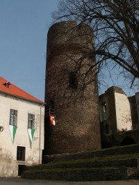 Věž hradu Svojanova
