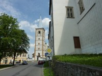 zámek Hustopeče nad Bečvou a Kostel Povýšení sv. Kříže