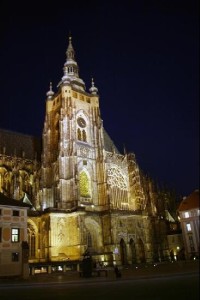 Chrám Sv.Víta: Pražský hrad po setmění