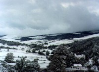 Veľké Borové: Pohled na zasněženou vesnici