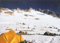 Nido de Condores 5560 m: Aconcagua z campu