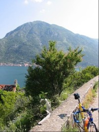 na kole po Černé Hoře