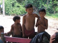 venezuelská vesnice u řeky Rio Caure