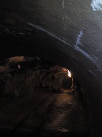 v podzemí