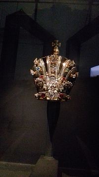 korunka, ktorú dostalo jezulátko od pápeža Benadika II
