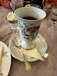 čokoláda v porceláne