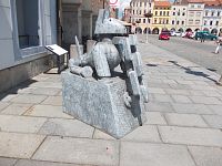 jedna zo sôch - 10. ročník festivalu Sochy v meste