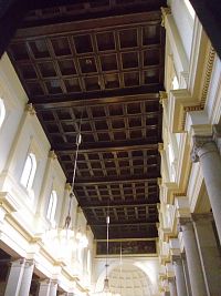 strop hlavnej lode kostola
