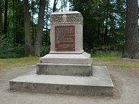 pomník Hubertovi von Tiel-Wincklerovi