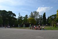 park a jeho návštevníci