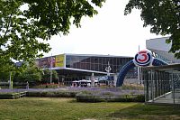 pohľad z parku na Wiener Stadthalle