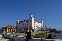 Bratislavský hrad od parlamentu