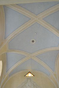 zaklenutý strop lode kaplnky