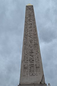 egyptský obelisk