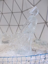 ďalšia ľadová socha