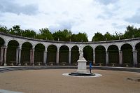 Colonnade grove - kolonádový háj