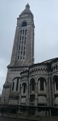 zvonica baziliky 84 m vysoká so zvonom Savojka
