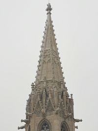 neogotická kópia kostolnej veže