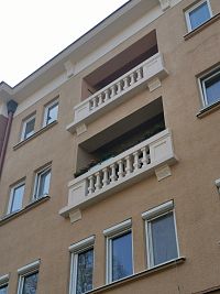 detail balkónov