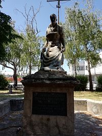 Bošany - socha na pamiatku garbiarstva