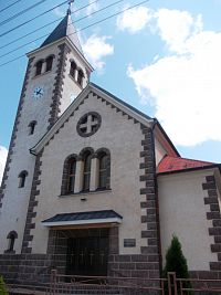 kostol sv. Michala Archanjela v Urmiciach