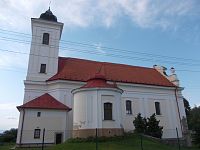 Nitrianska Streda - farský kostol sv. Filipa a Jakuba