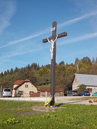 kríž s ukrižovaným Kristom