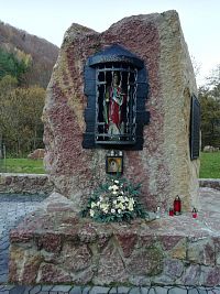 Ladce  - Pamätník sv. Barbory pod horou Butkov
